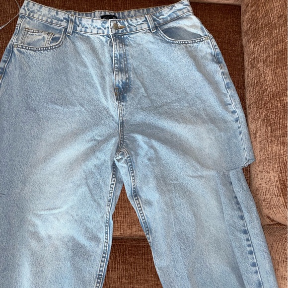 PrettyLittleThing Sky Blue Denim Pants - Picture 1 of 3